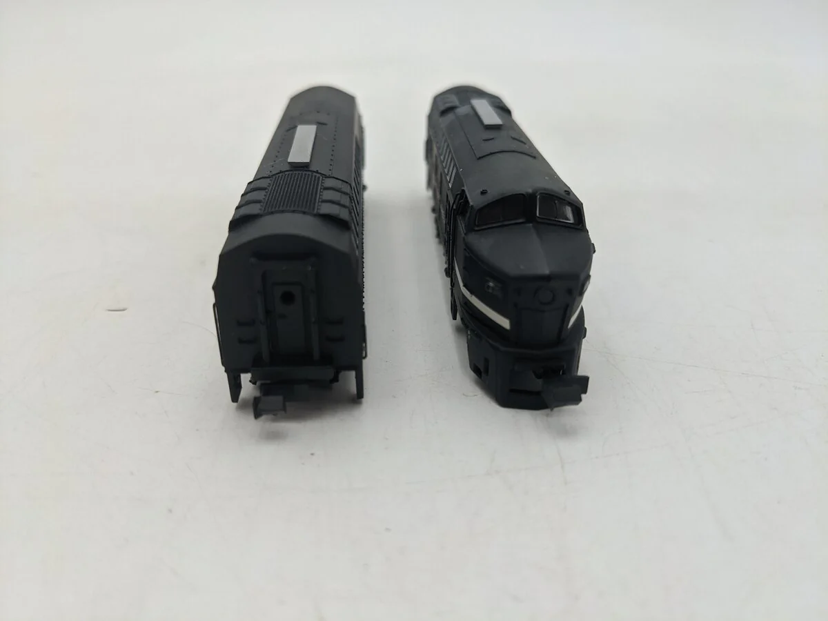 AHM 5082 HO Indiana Harbor Belt R.R. 0-8-0 Steam Locomotive & Tender #102 EX/Box - Image 5