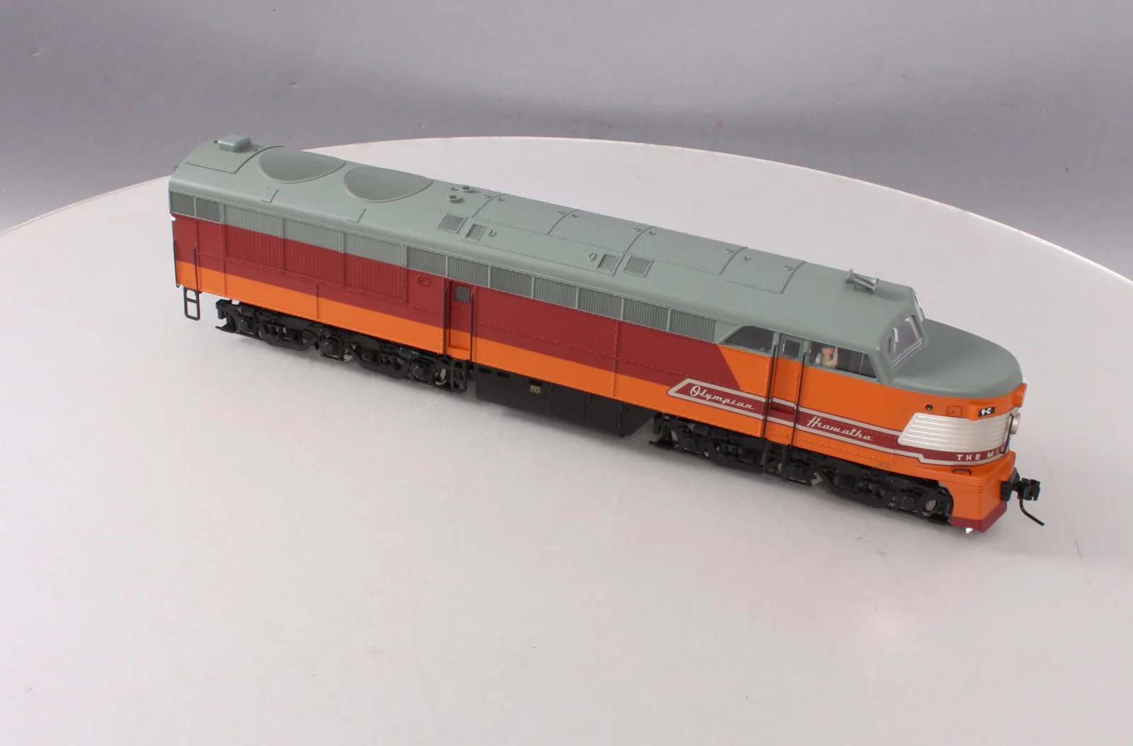 Atlas 2234D O Scale Milwaukee Road Unpowered A Unit Diesel Loco (2-Rail) LN/Box - Image 6