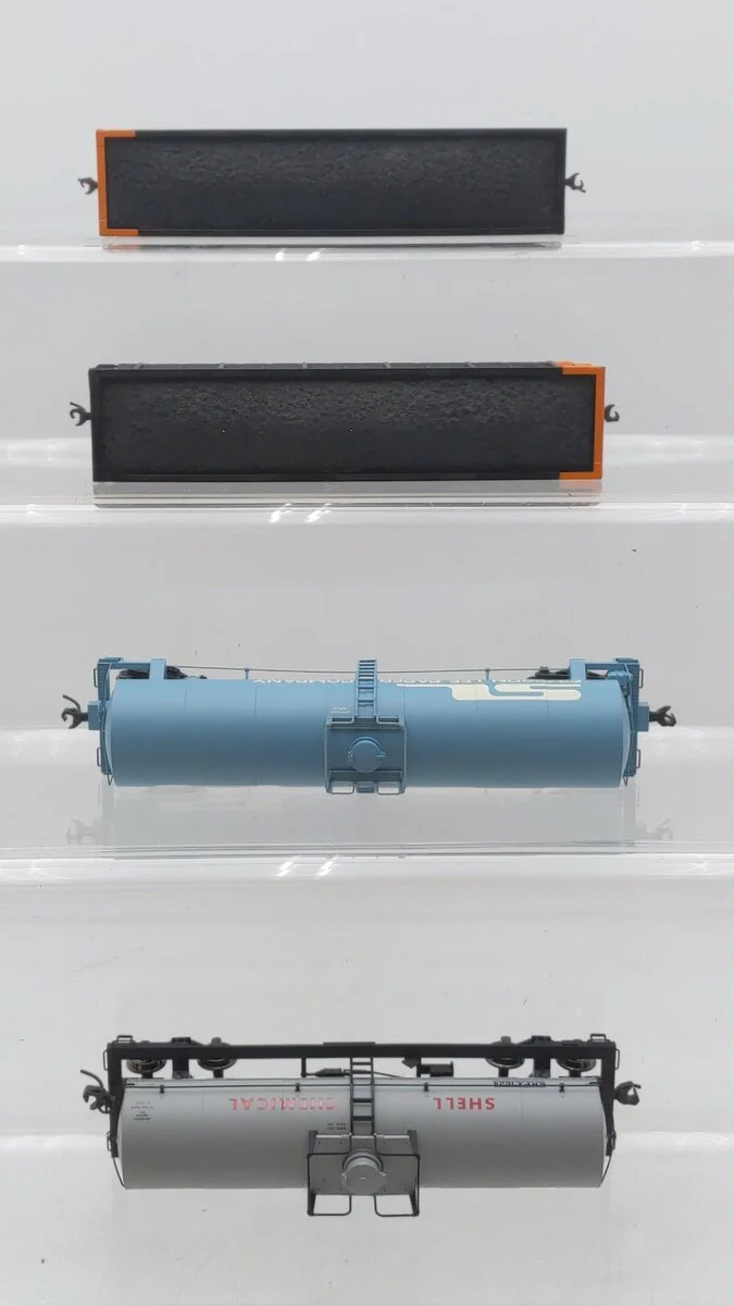 Atlas HO Scale Assorted Freight Cars: 14012, 14020, 86202, 1624 [4] EX - Image 3