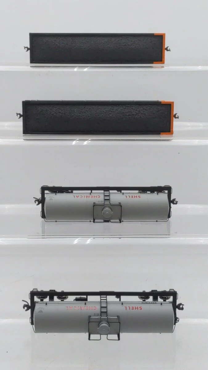 Atlas HO Scale Assorted Freight Cars: 14030, 14023, 1612, 1624 [4] EX - Image 3