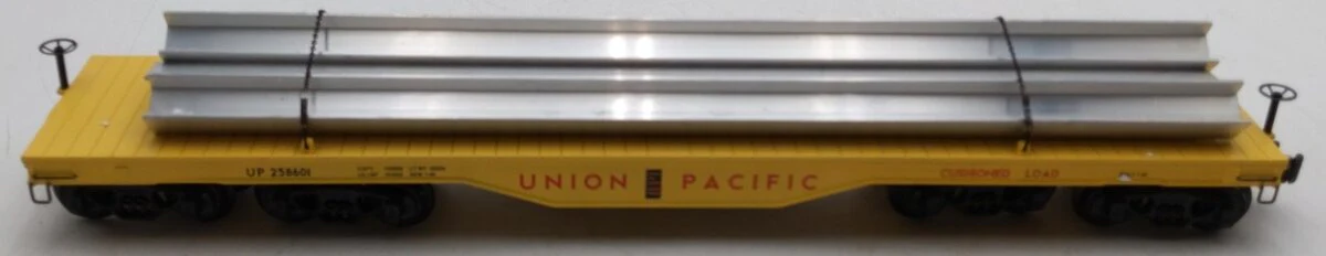 K-Line K693-2111 O Gauge Union Pacific Die-Cast Flatcar w/ I-Beams #258601 EX/Box - Image 3