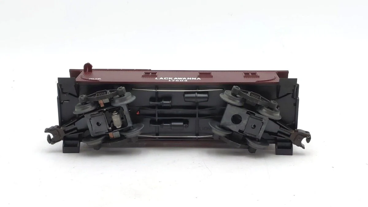 Lionel 6-17604 O Gauge Delaware, Lackawanna & Western Standard Caboose LN/Box - Image 4