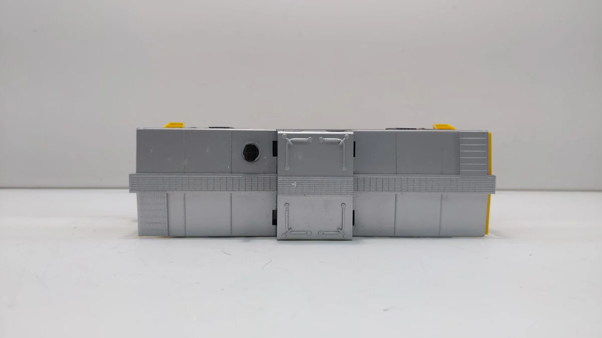 Lionel 6-26581 Chesapeake & Ohio Caboose #C-1831 LN/Box - Image 4