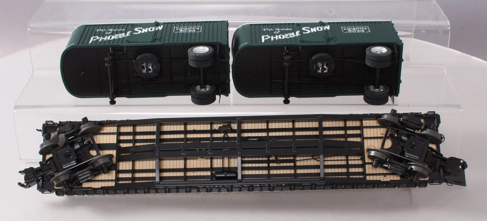 Lionel 6-27563 O Gauge Lackawanna Flatcar with Piggyback #16540 LN/Box - Image 11