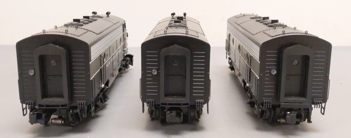 Lionel 6-34511 O New York Central F7 A-B-A Diesel Locomotive Set #1684/2438/1685 EX/Box - Image 6