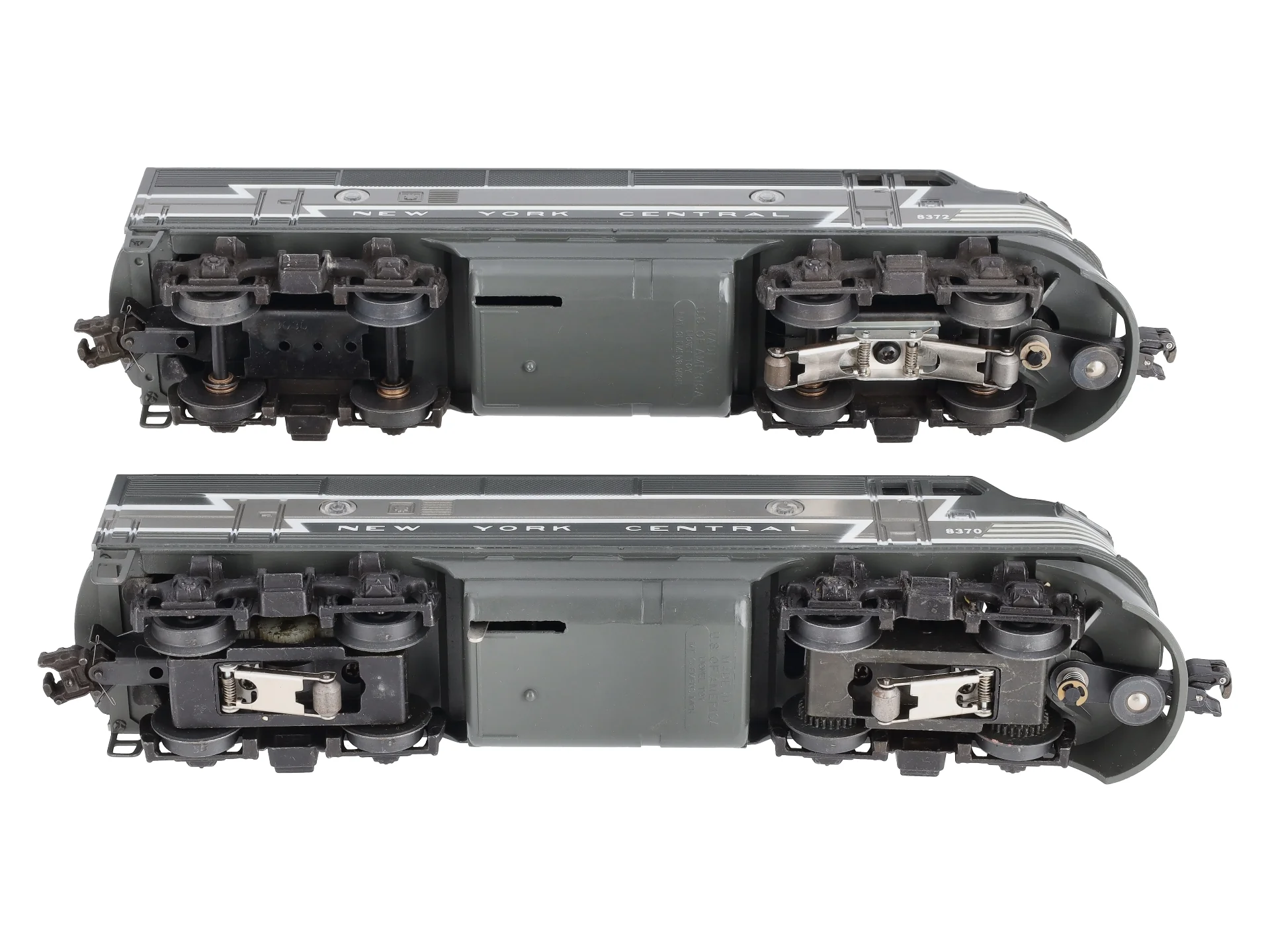 Lionel 6-8370 O Gauge New York Central F3 AA Diesel Locomotives #8372/#8370 EX/Box - Image 4