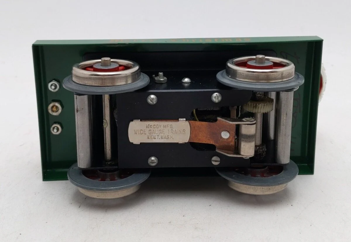 McCoy Standard Gauge Santa and Mrs. Claus Handcar EX - Image 3