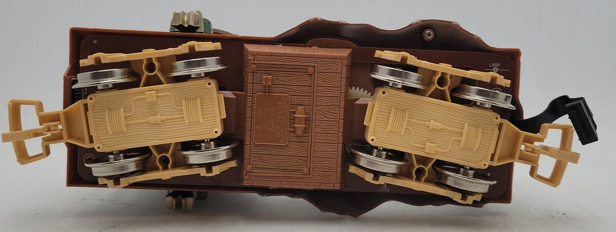 New Bright 380-2 G Holiday Express Operating Water Tanker Skating Car EX/Box - Image 4