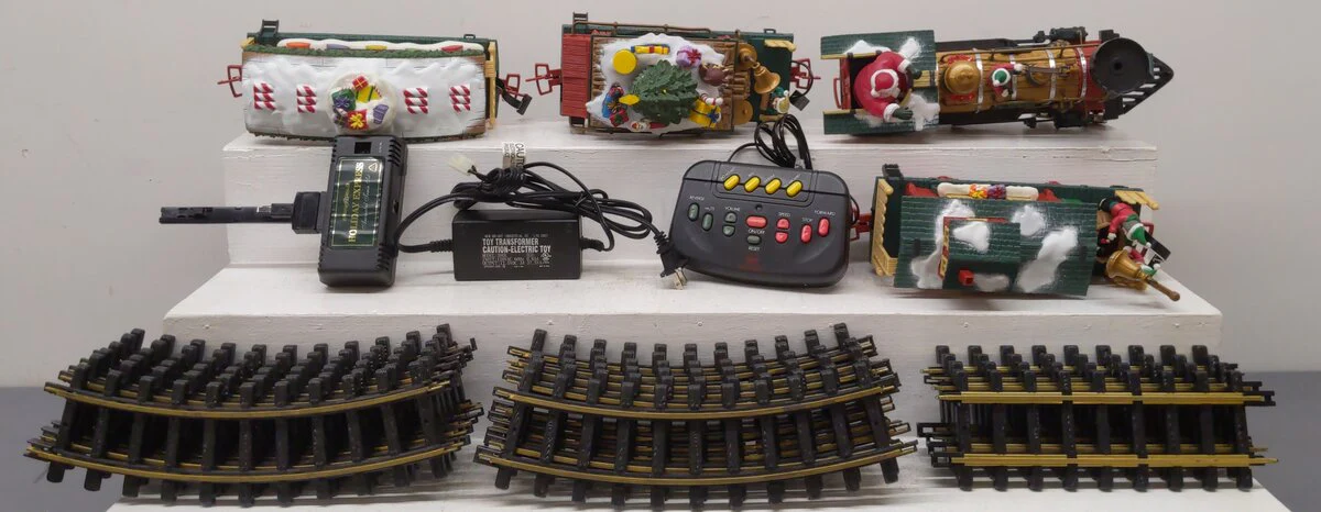 New Bright 384 Christmas Holiday Express G Gauge Steam Starter Train Set EX/Box - Image 3