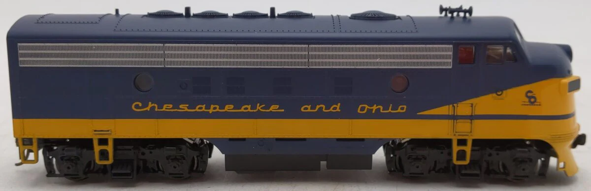 Stewart 9220 HO Chesapeake & Ohio F7A Phase II Powered Diesel Locomotive LN/Box - Image 3