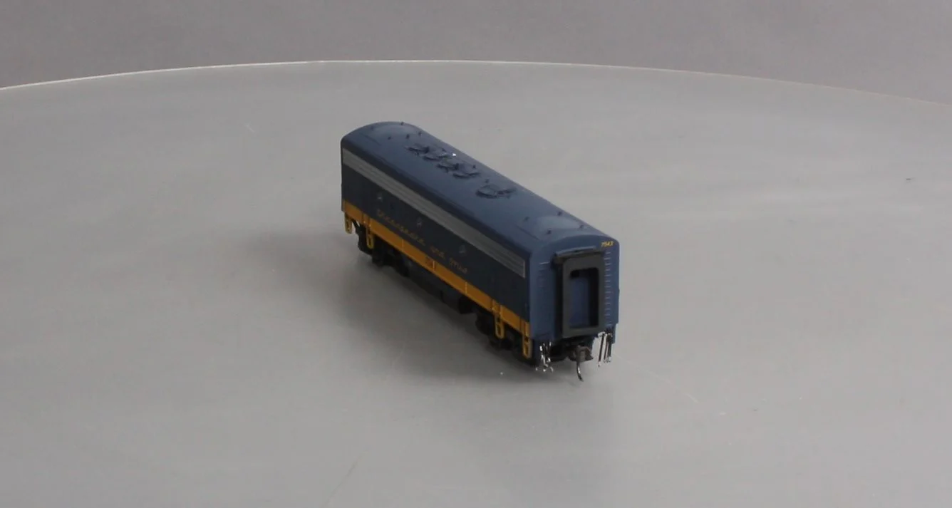 Stewart 9221 HO Chesapeake & Ohio F7B Phase II /F9B Pwd Diesel Locomotive LN/Box - Image 4