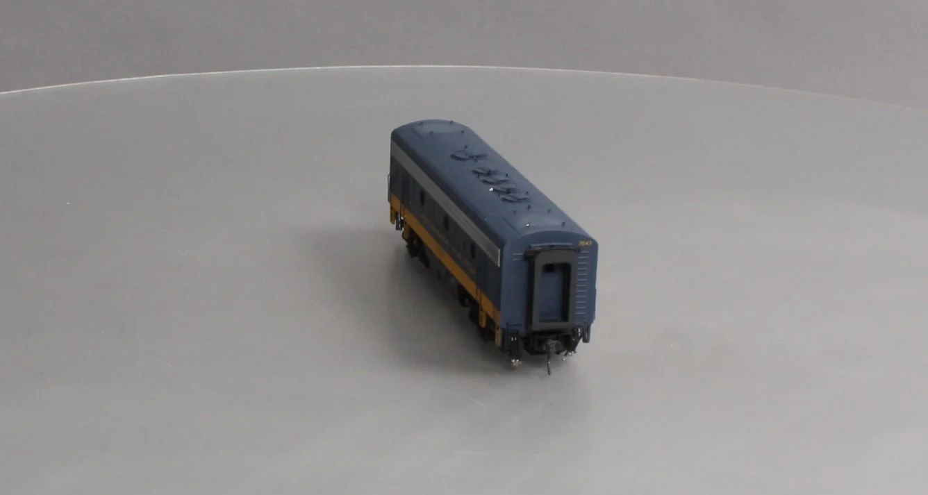 Stewart 9221 HO Chesapeake & Ohio F7B Phase II /F9B Pwd Diesel Locomotive LN/Box - Image 8