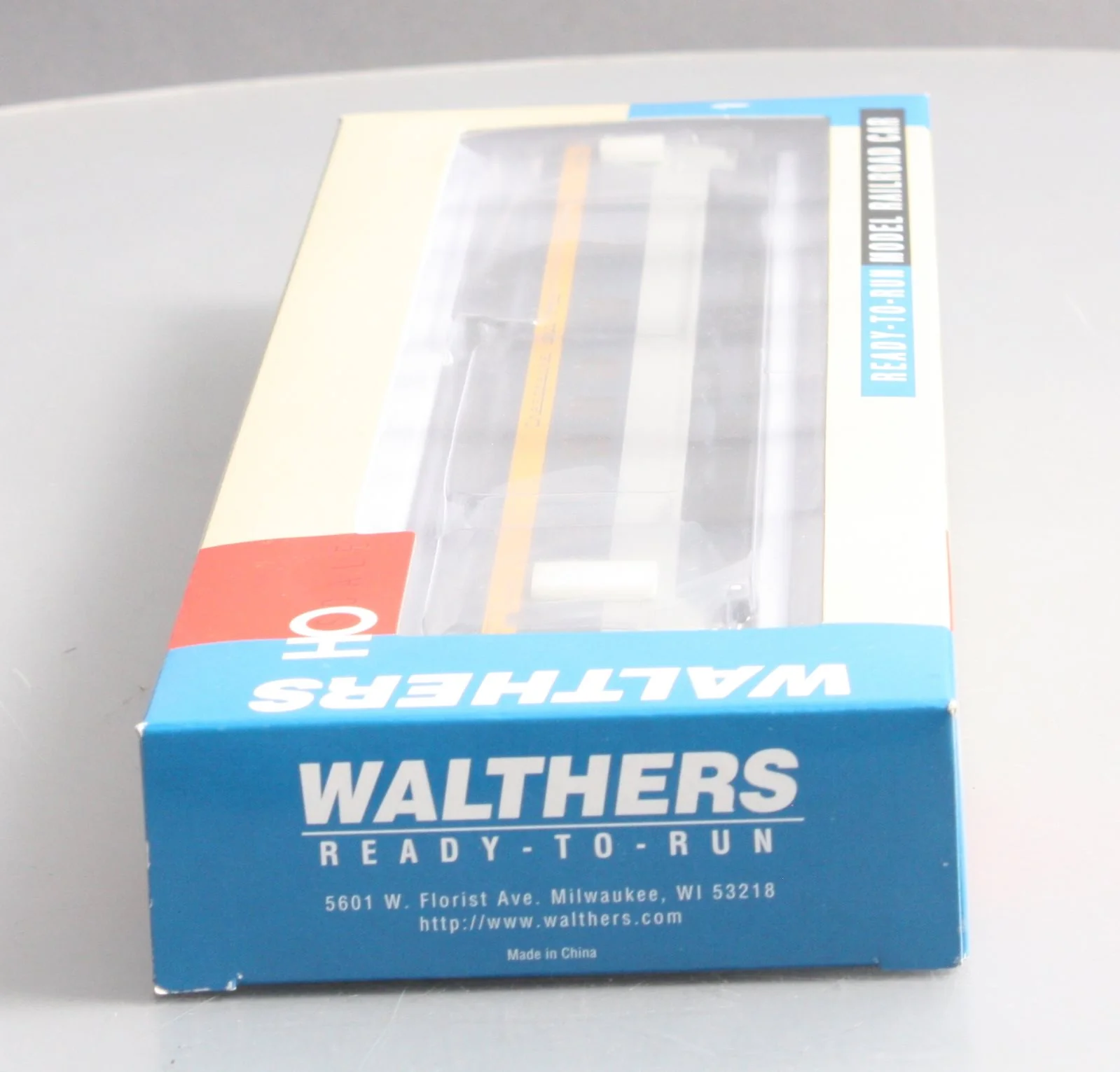 Walthers 932-9389 HO C&O 10-6 Standard Pullman Sleeper LN/Box - Image 12